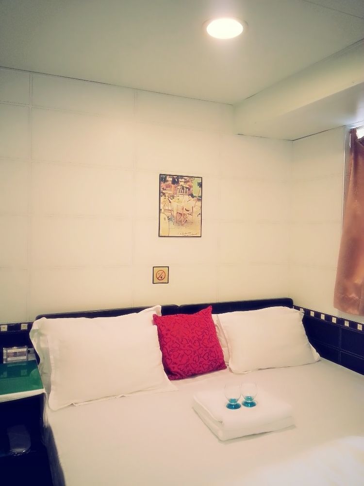 Happy Bee Hostel Hong Kong Bagian luar foto