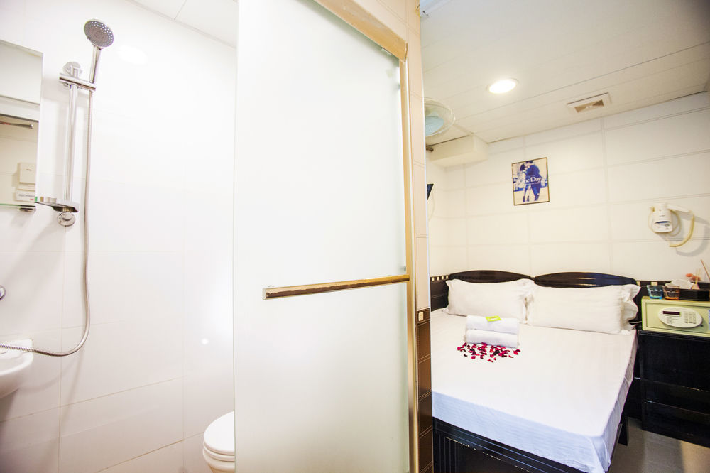 Happy Bee Hostel Hong Kong Bagian luar foto