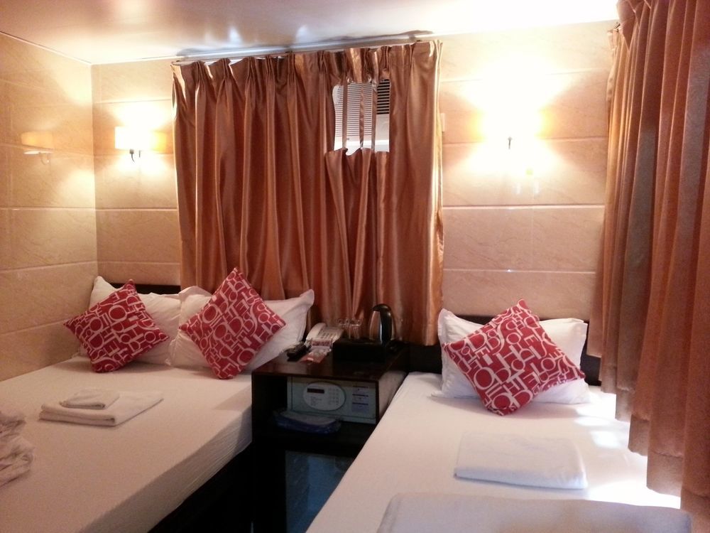 Happy Bee Hostel Hong Kong Bagian luar foto